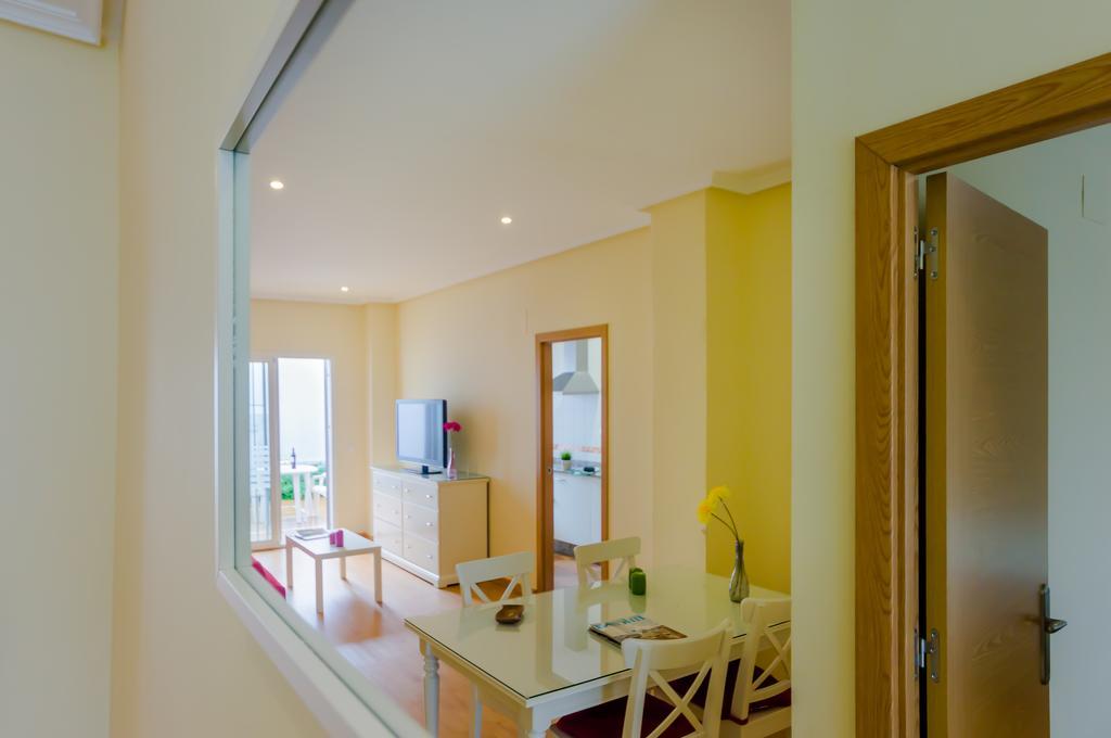Apartamentos Ribera Del Puerto El Puerto de Santa Maria Room photo